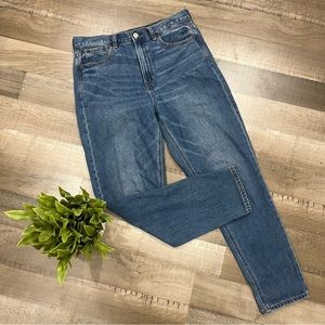 American Eagle Mom Jeans